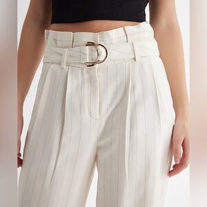 5 for 25$ Express stylist pinstripe dress pants